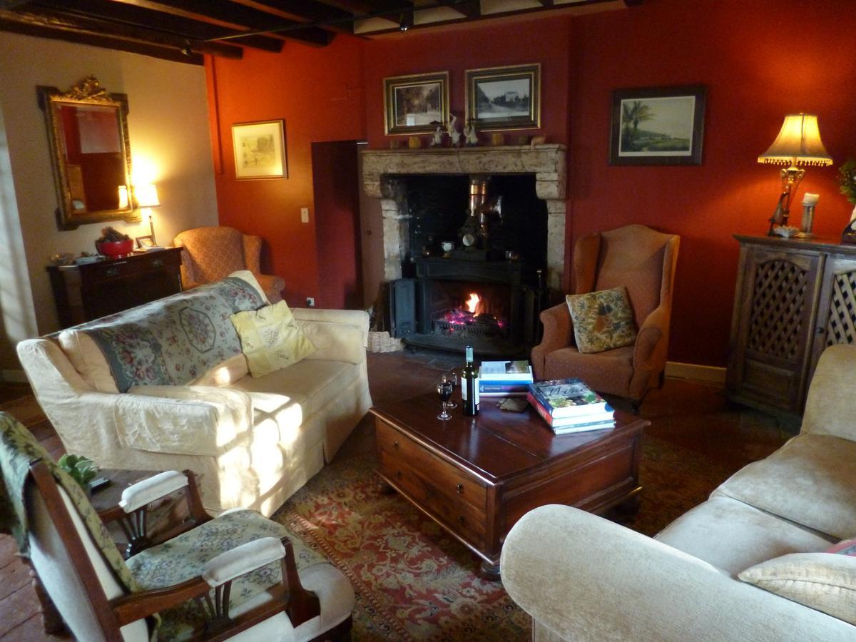 Bed and Breakfast Le Canard Au Parapluie Rouge Celon Экстерьер фото